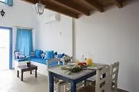 Santorini Traditional *